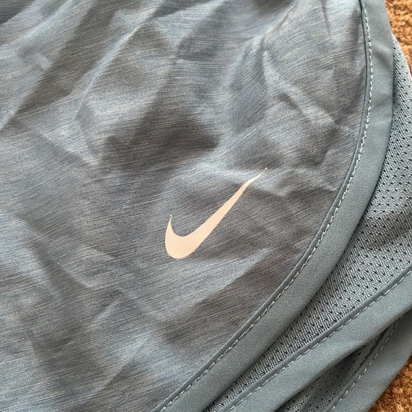 Nike Dri-Fit Extra Small Shorts - Picture 3 of 7